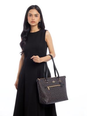 79609 Signature Gallery Tote Brown Black