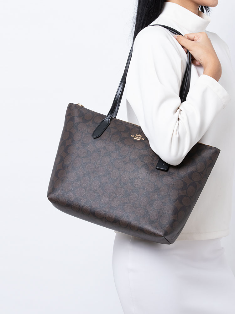 4455 Signature Zip Tote Brown Black