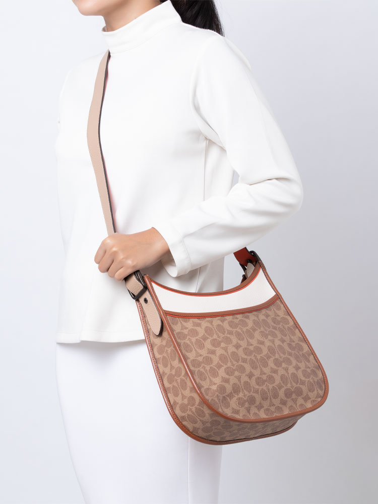 686 Signature Emery Colorblock Crossbody Tan Chalk