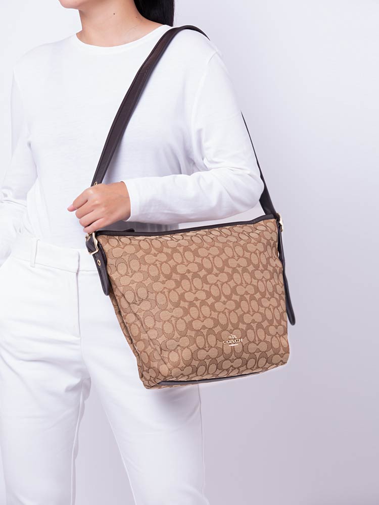 36314 Signature Dufflette Tote Khaki Brown