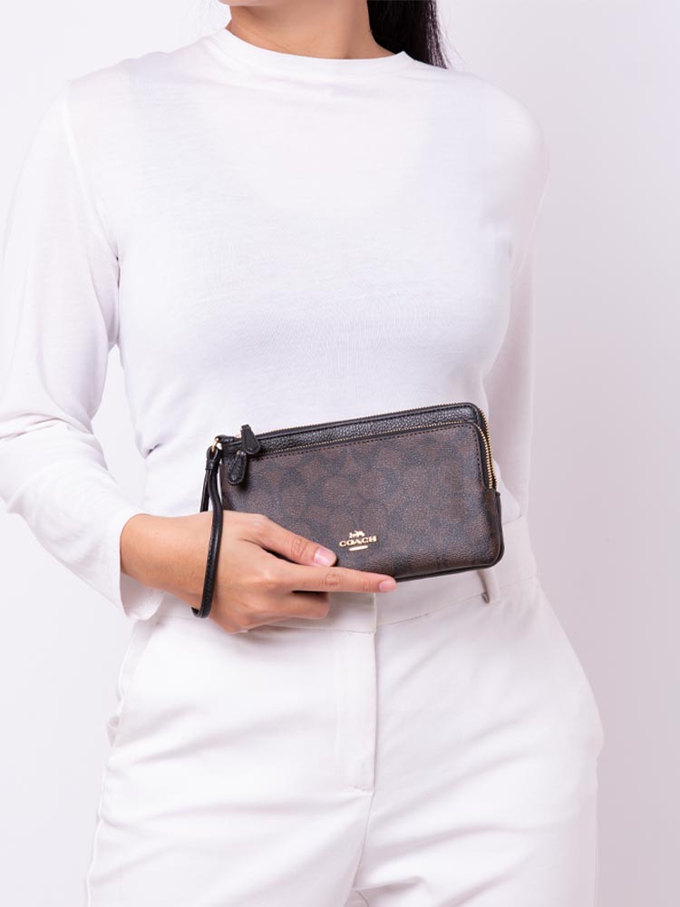 C5576 Signature Double Zip Wallet Brown Black