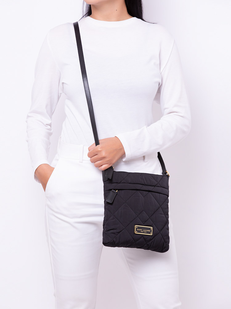 M0016113-001 Quilted Nylon Shoulder Bag Black