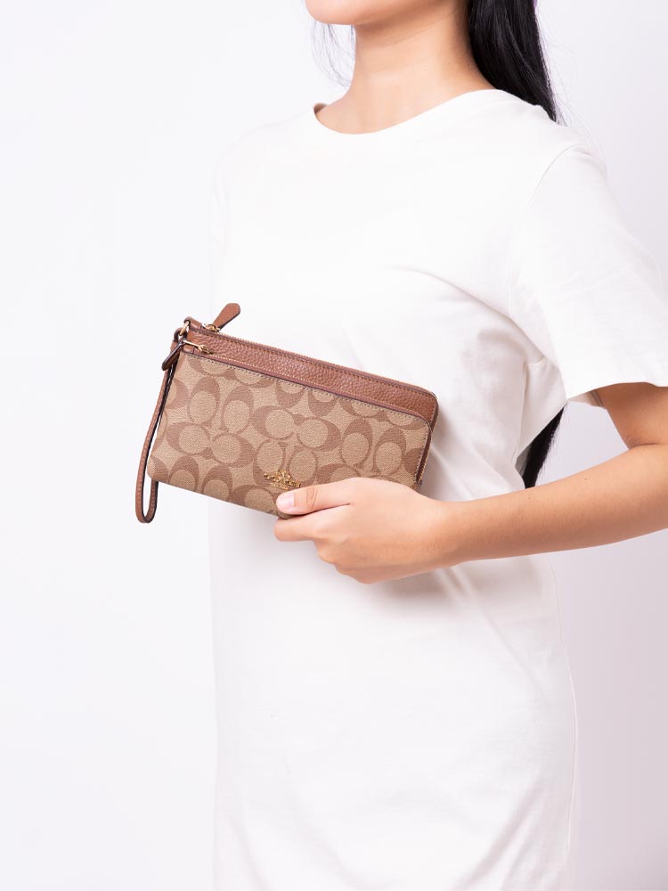 C5576 Signature Double Zip Wallet Khaki Saddle