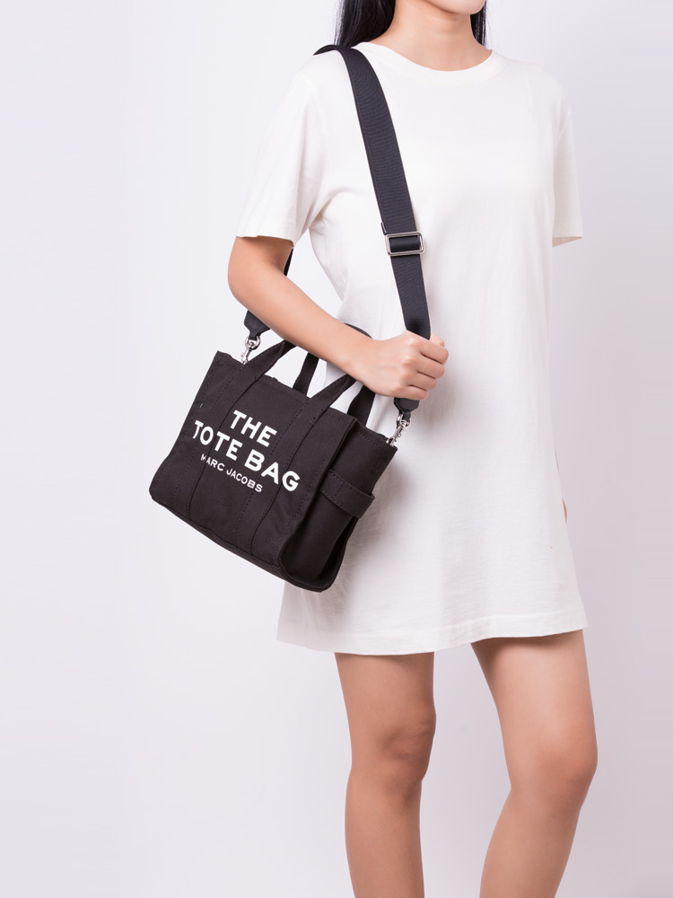 The Mini Traveler Tote Black