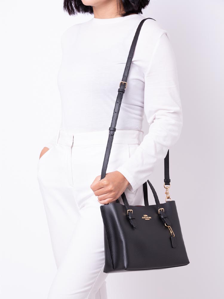 C4084 Mollie Tote 25 Black True Red