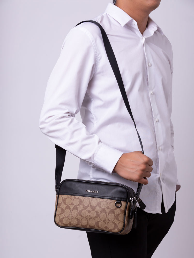 Men C4149 Signature Graham Crossbody Khaki