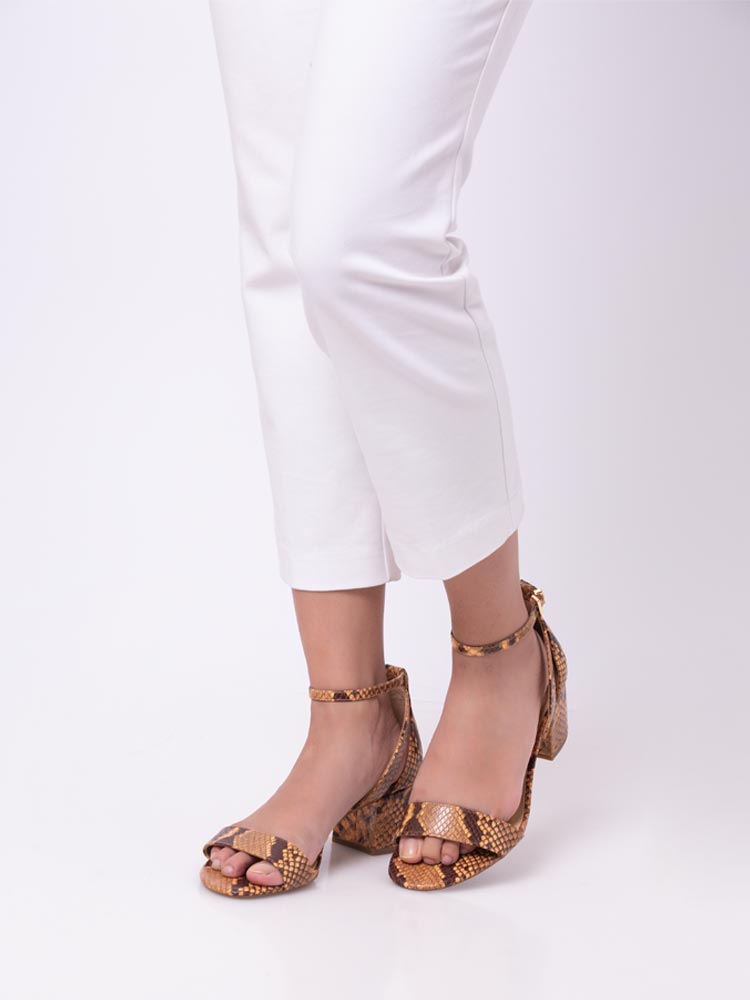 Cardi Flex Snake Embossed Printed Leather Pump Cantaloupe Sz 6.5