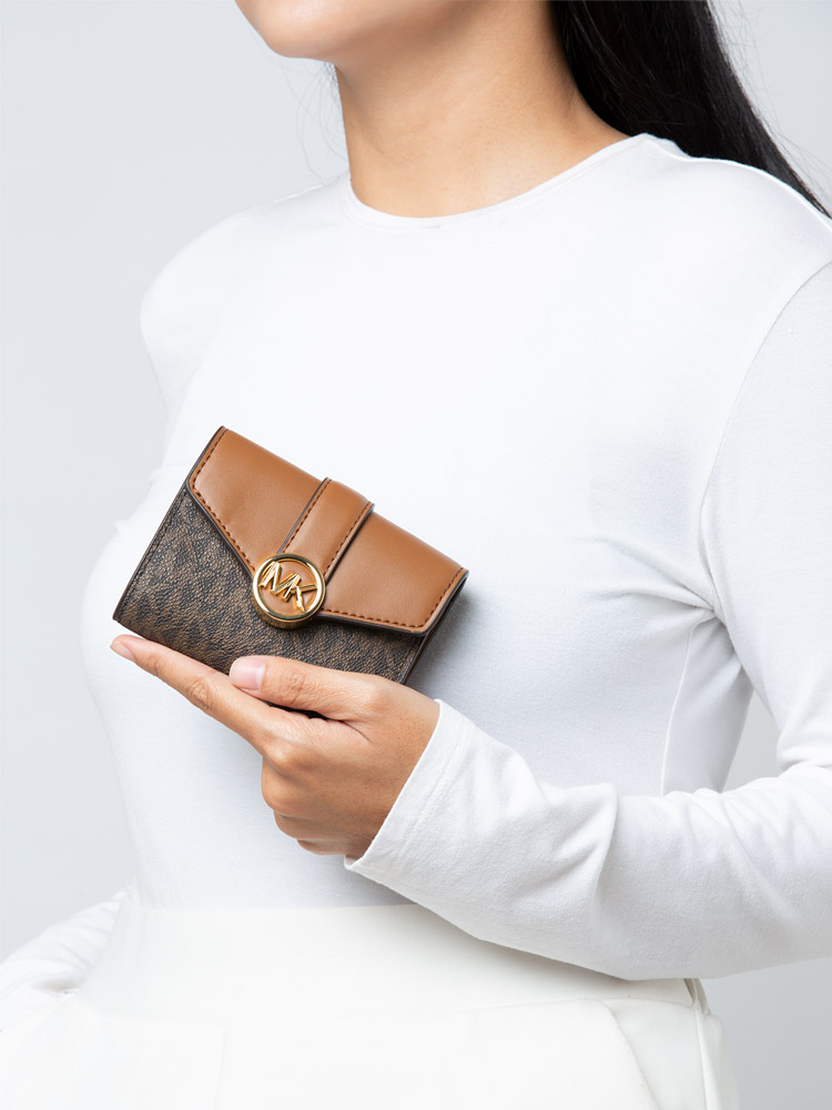 Carmen Signature Medium Flap Billfold Wallet Brown