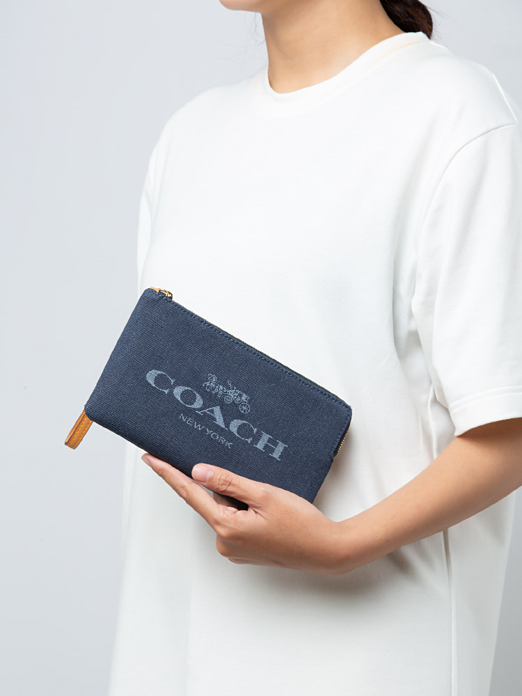 C8311 Corner Zip Wristlet Canvas Large Denim