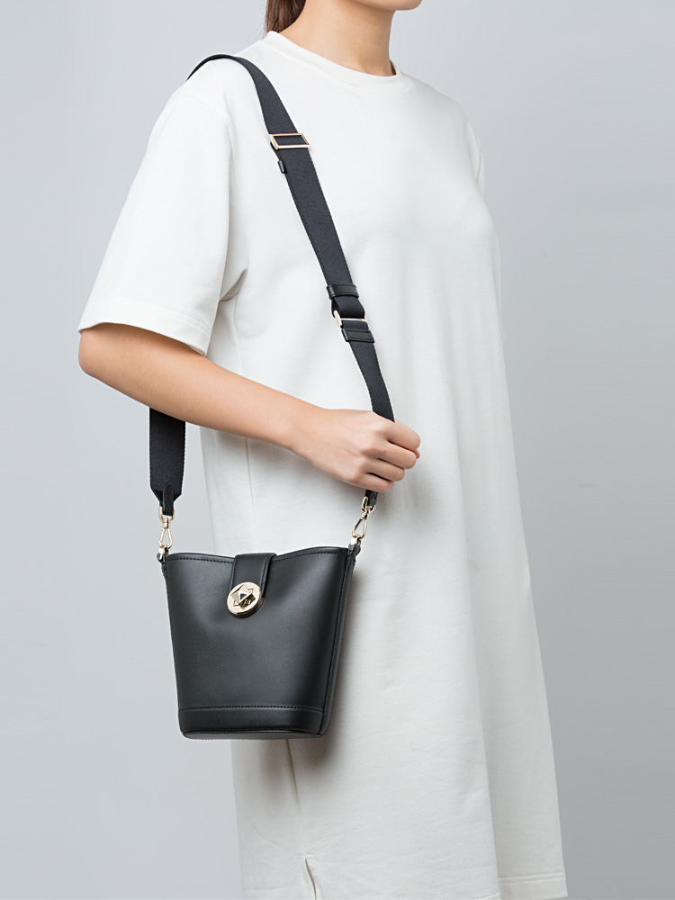 Audrey Mini Bucket Bag Black