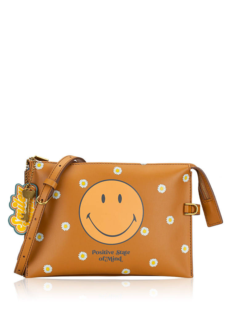 X Smiley ZB1724231 Vegan Cactus Crossbody Tan