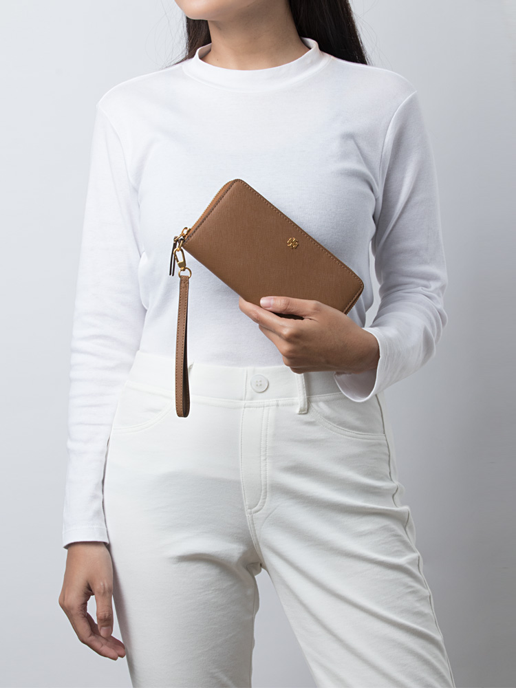 Emerson Wristlet Zip Continental Wallet Moose