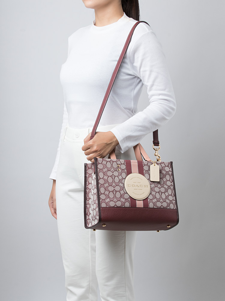 C8448 Signature Jacquard Stripe Dempsey Carryall Bag Wine Multi