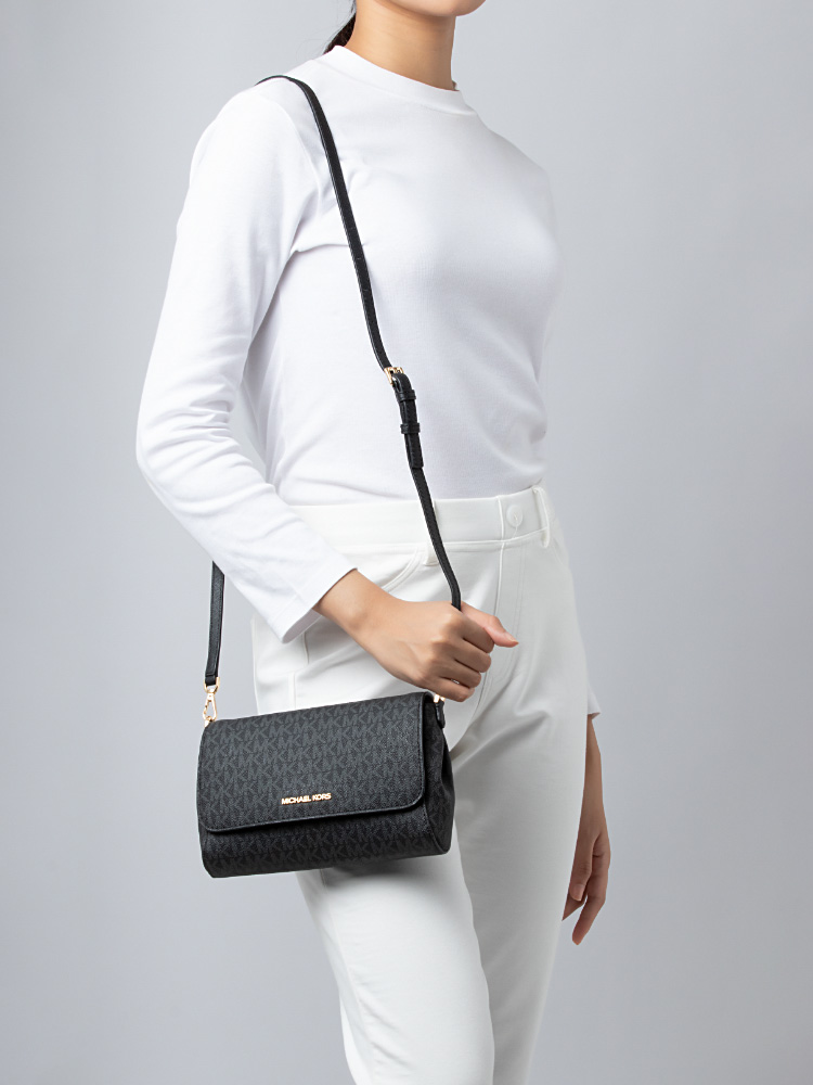 Jet Set Signature Medium Convertible Crossbody Bag Black