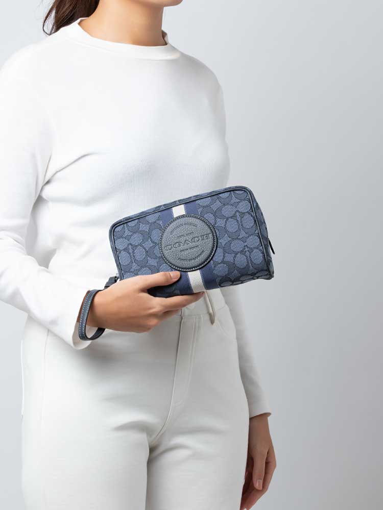 C9119 Signature Legacy Dempsey Boxy 20 Cosmetic Case Denim Midnight Navy Multi