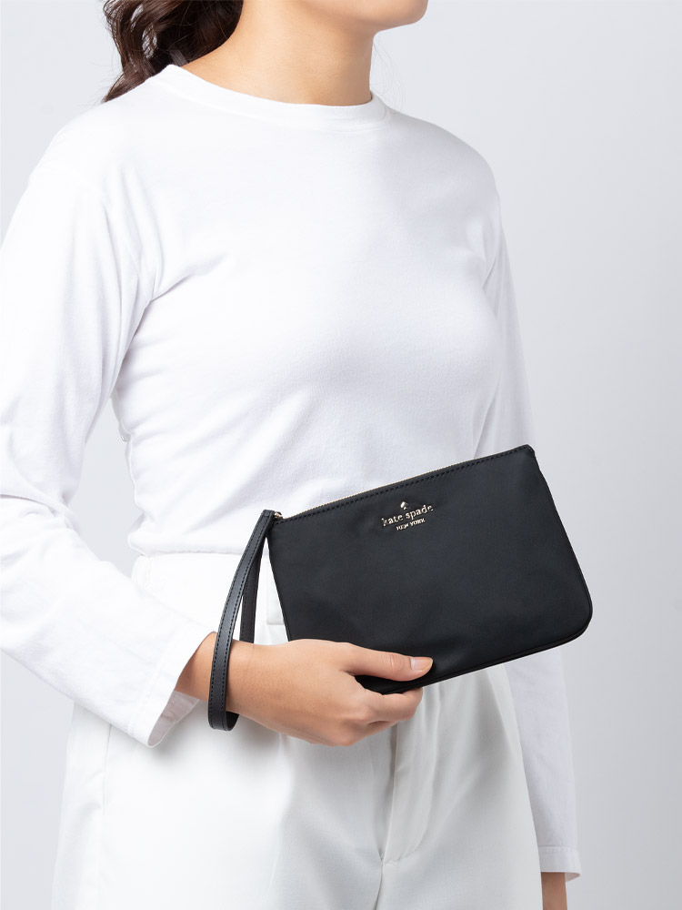 Chelsea Nylon Medium Wristlet Black