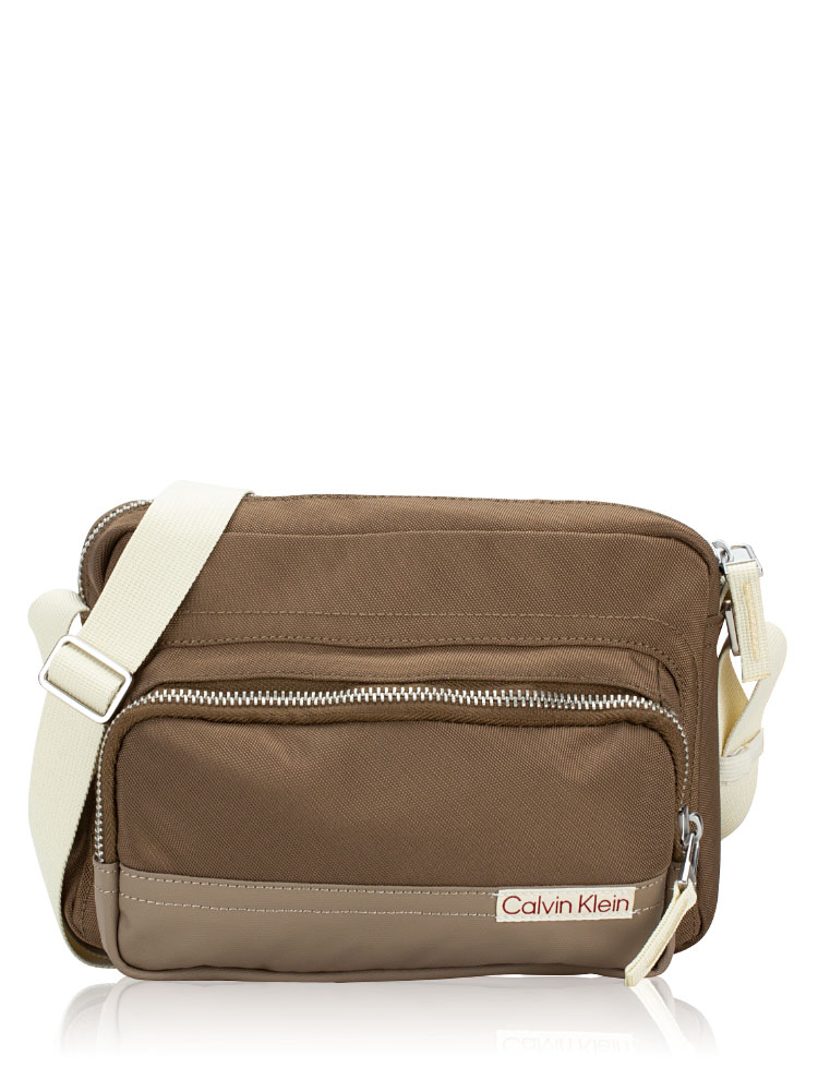 Utility Camera Crossbody Bag Willow Green