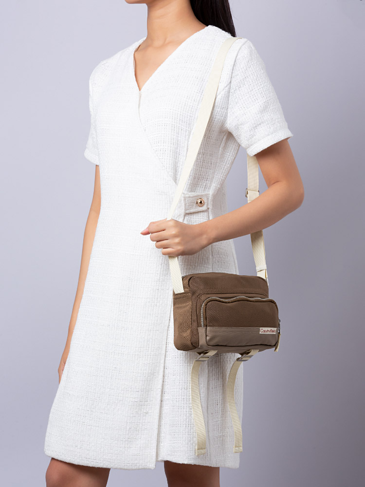 Utility Camera Crossbody Bag Willow Green