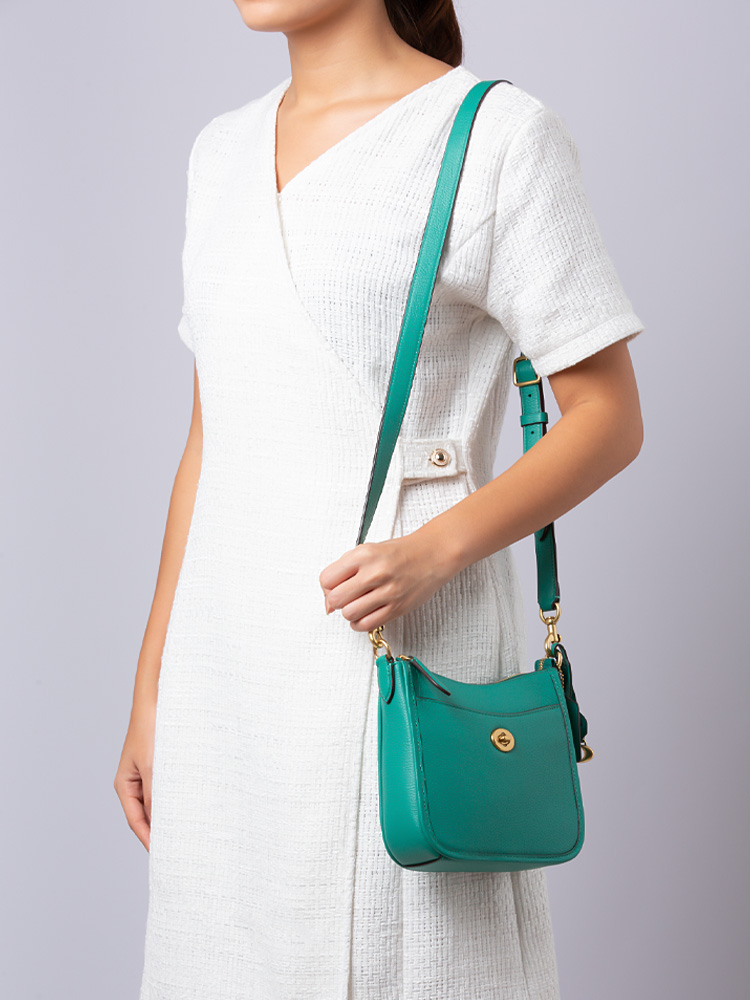 CC390 Chaise 19 Leather  Crossbody Bag Bright Green