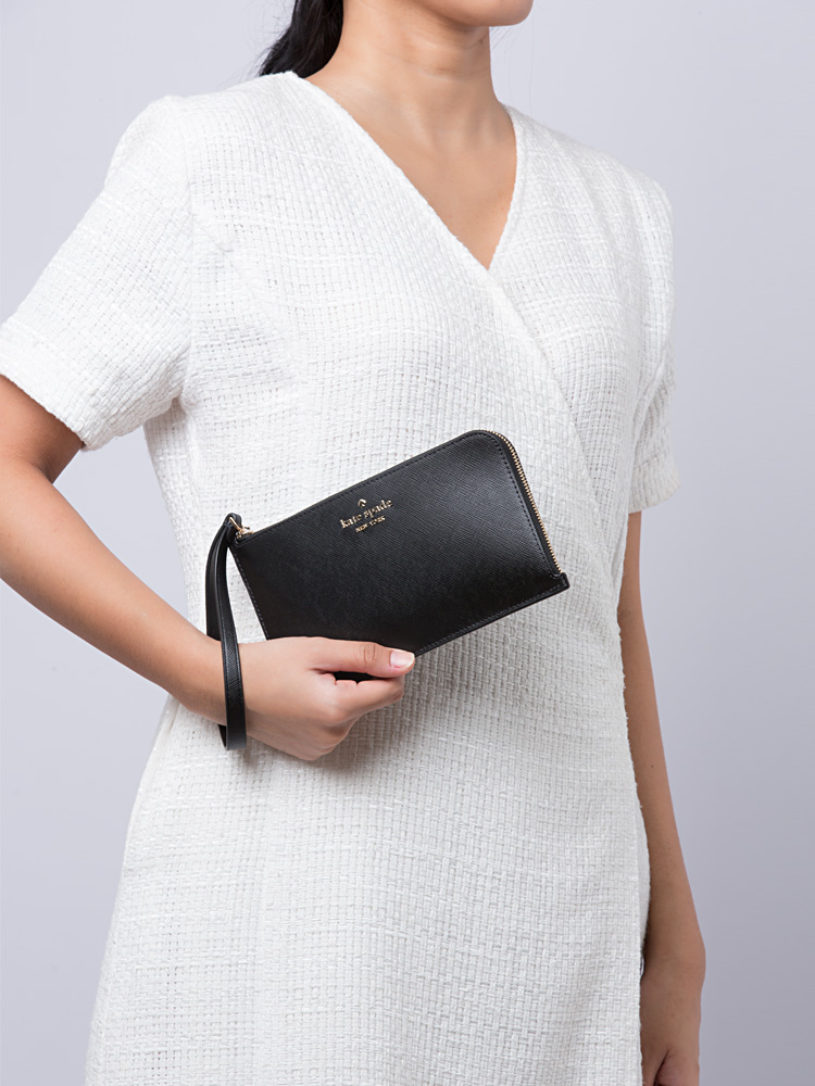 Lucy Saffiano Leather Medium L-Zip Wristlet Black