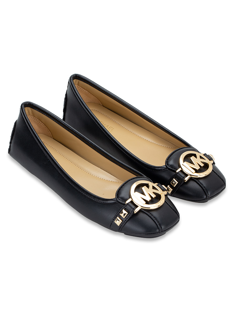 Fulton Stud Leather Flats Black Sz 5.5