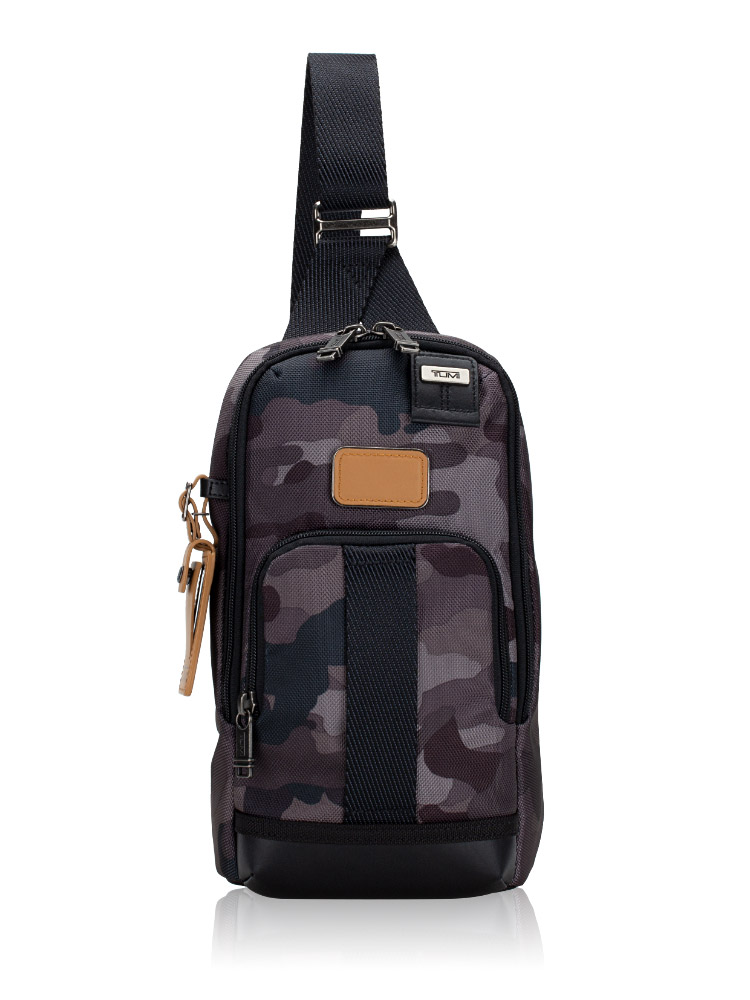 Men Fife Slim Sling Bag Camo Black