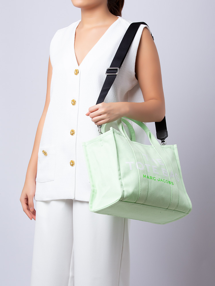 M0016161 The Medium Tote Bag Chlorophyll