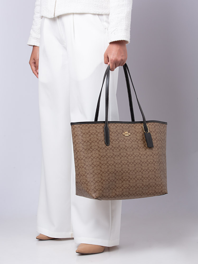 CJ942 Signature Micro City Tote Khaki Black
