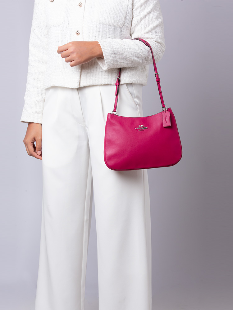 CO952 Penelope Leather Shoulder Bag Bright Violet