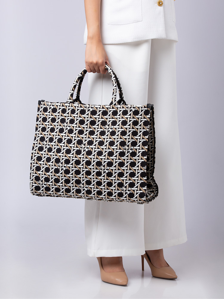 Ella Basketweave Circular Knit Tote Black