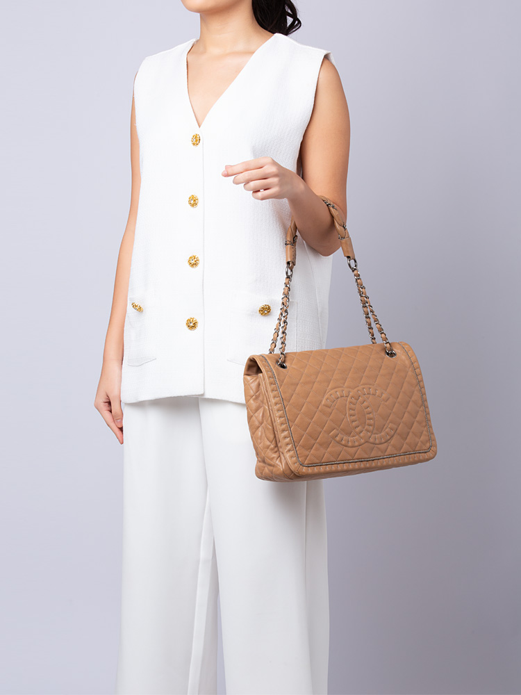 Calfskin Istanbul Large Flap Bag Beige
