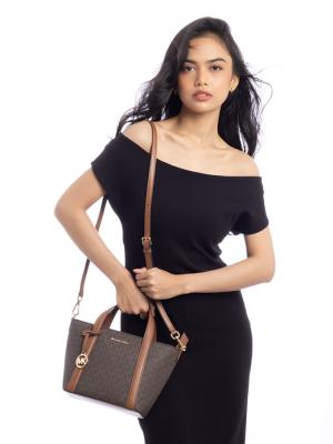 Signature Pratt Small Messenger Brown