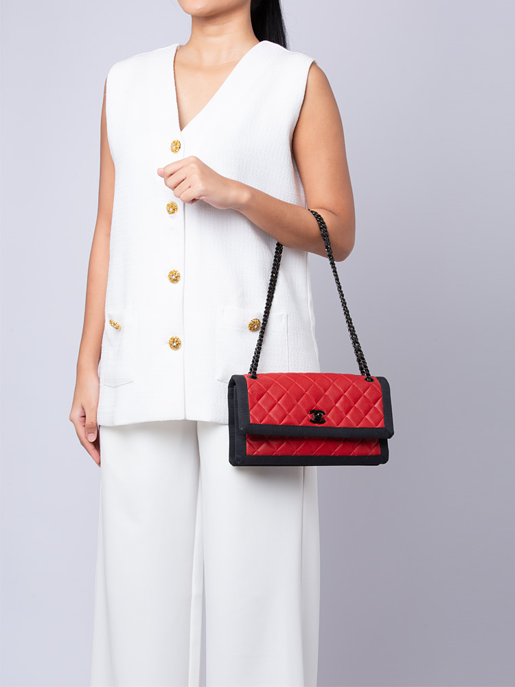 Lambskin Grosgrain Two Tone Medium Flap Bag Red Black
