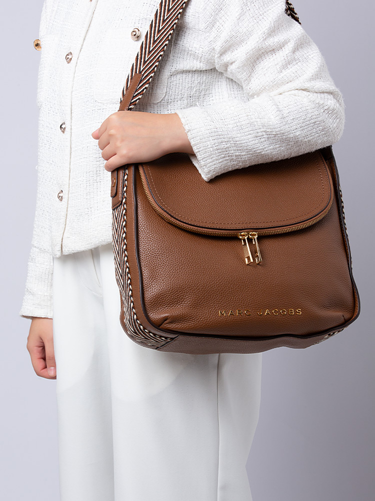 4S4HSH008H01 Leather Large Hobo Cognac