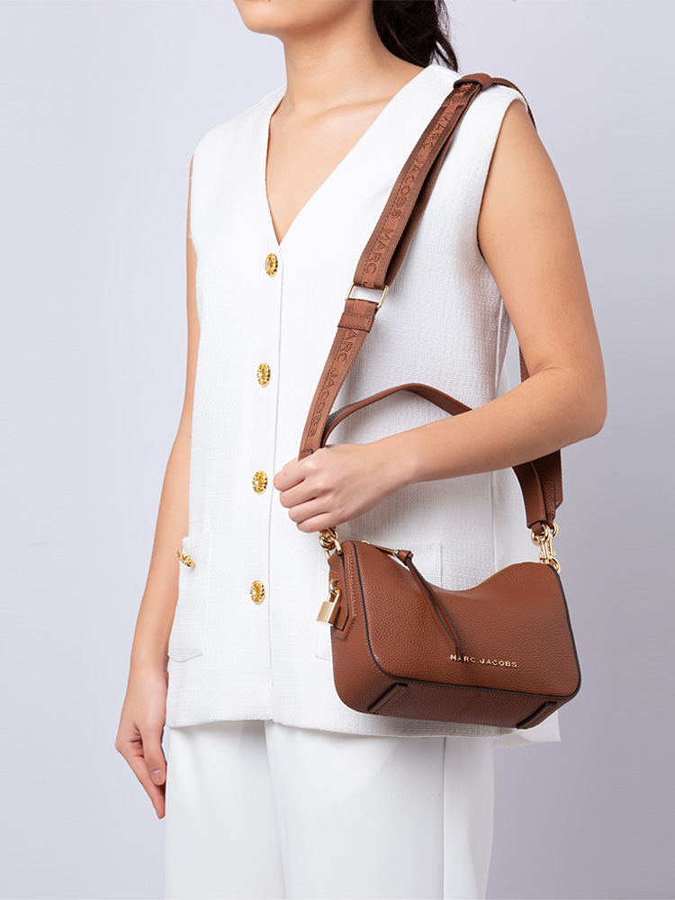 4P4HSH011H01 Drifter Small Hobo Cognac