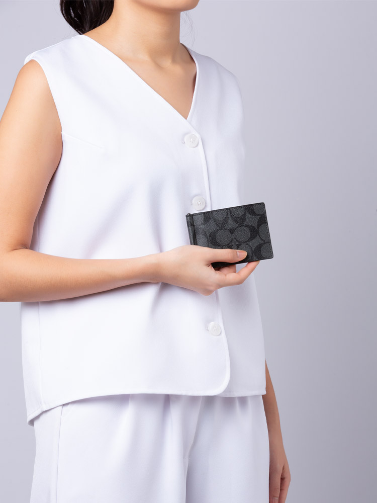 CH086 Signature Slim Money Clip Billfold Wallet Charcoal Black
