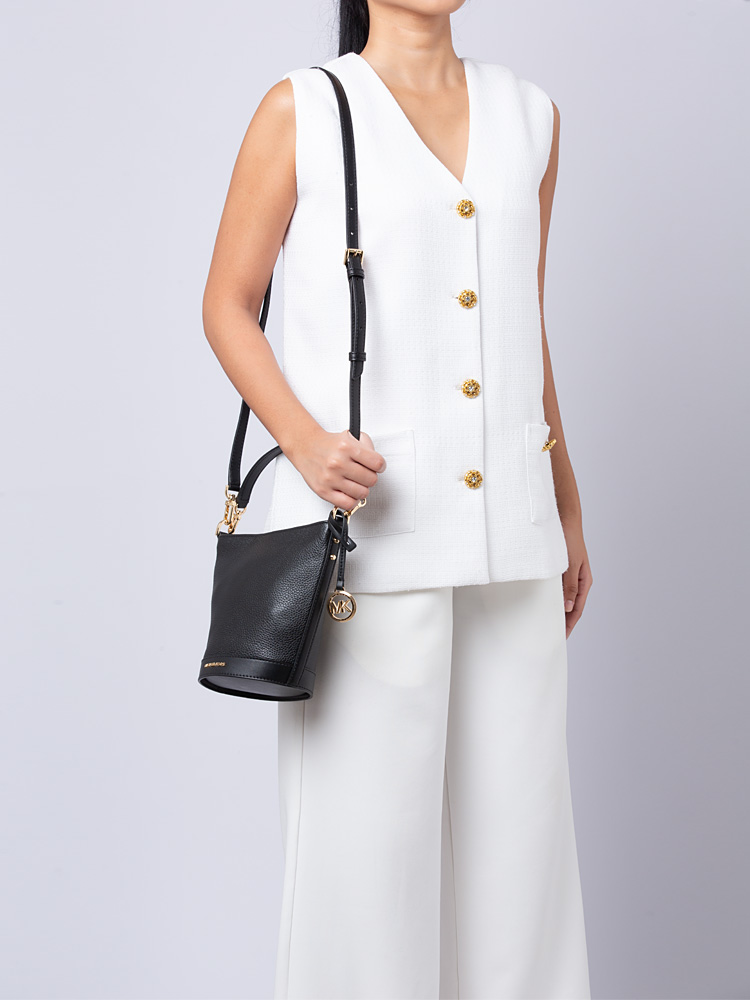 Townsend Leather Small Top Zip Convertible Bucket Bag Black