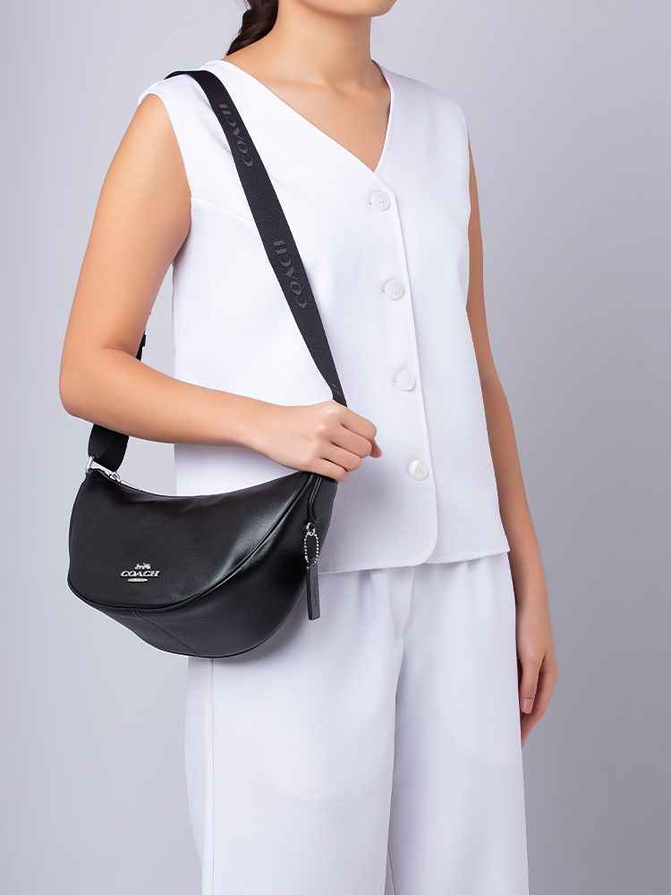 CT644 Pace Shoulder Bag Black