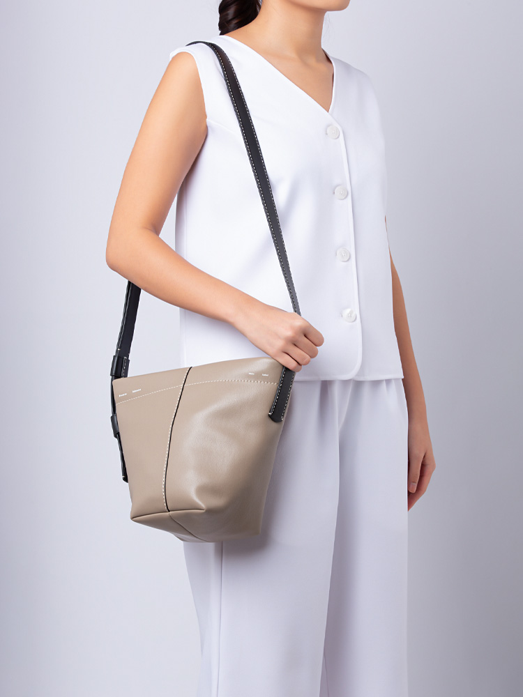 White Label Leather Barrow Mini Bucket Bag Clay