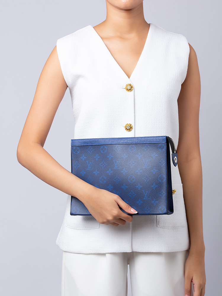 Monogram Eclipse Pochette Voyage MM Cobalt Blue