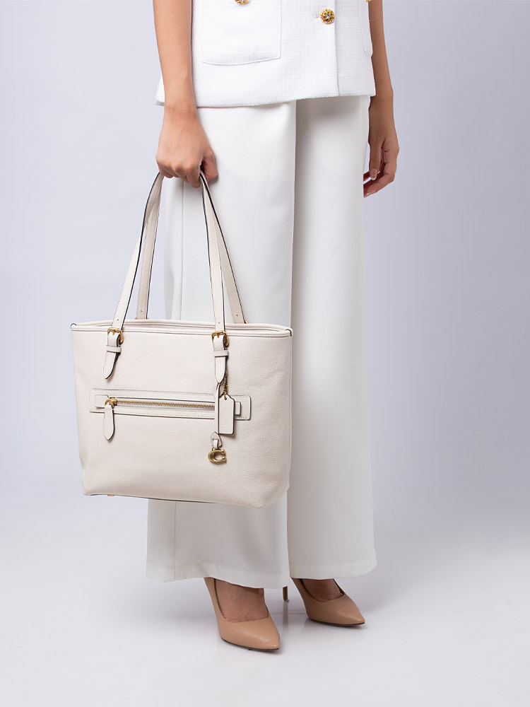 CC395 Taylor Leather Tote Chalk