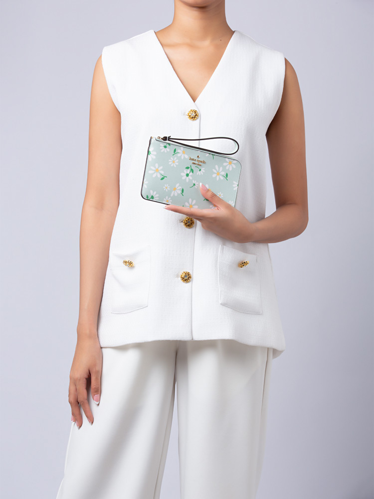 Lucy Day Tripper Daisy Medium L-Zip Wristlet Scattered Daisi