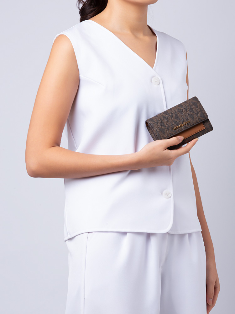 Signature Medium 2in1 Wallet Brown Luggage