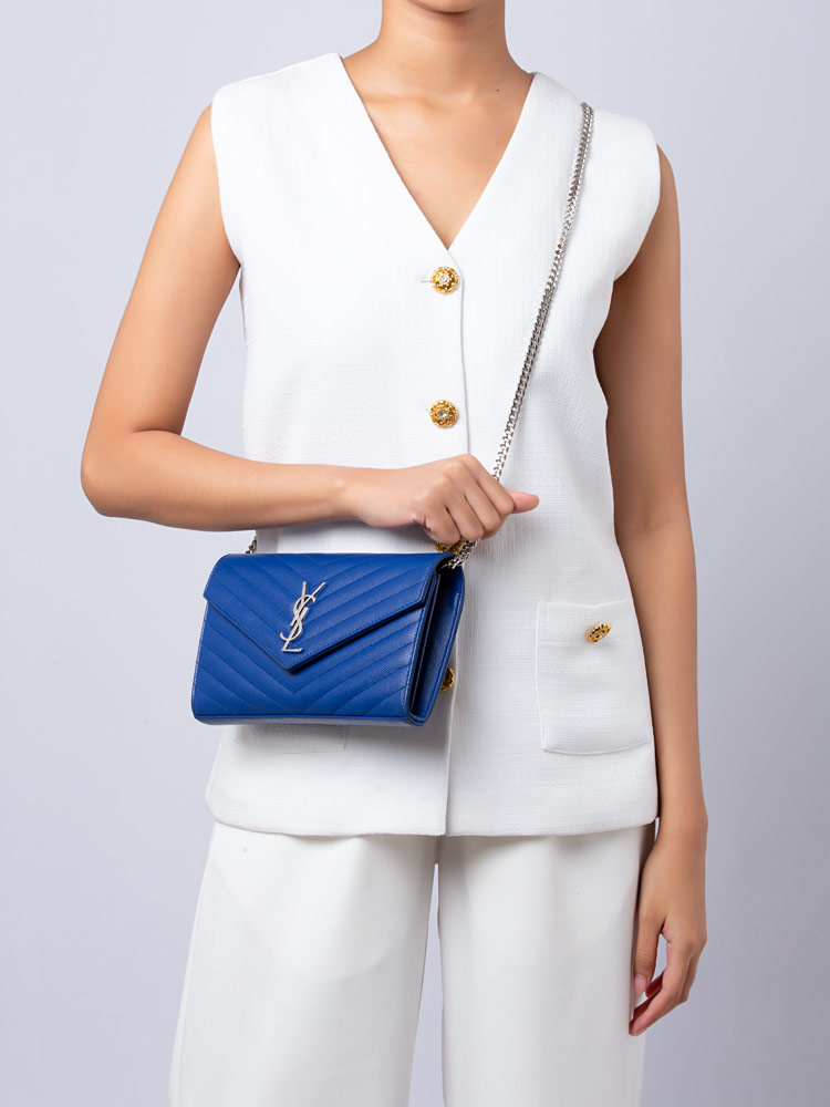 Grain De Poudre Matelasse Monogram 22cm Chain Wallet Blue Majorelle
