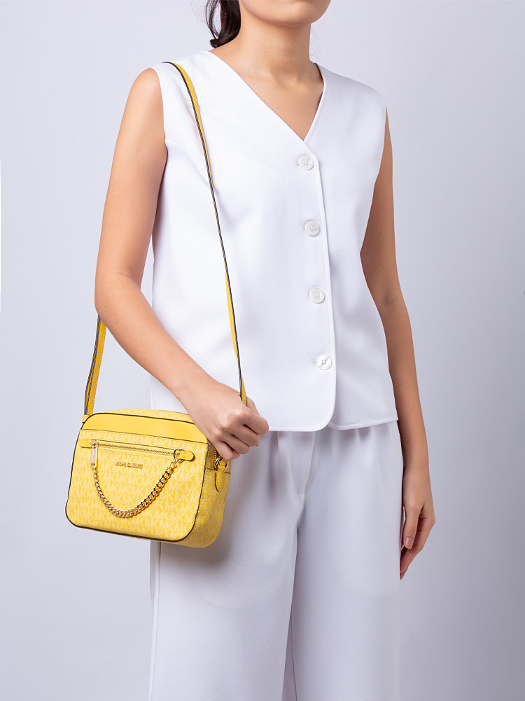 Signature Jet Set Large Zip Chain Crossbody Daisy Yellow