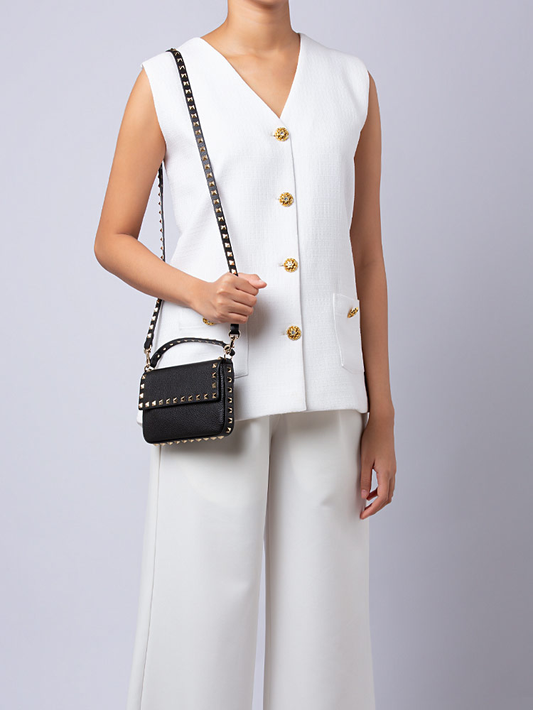 Grainy Calfskin Rockstud Crossbody Black