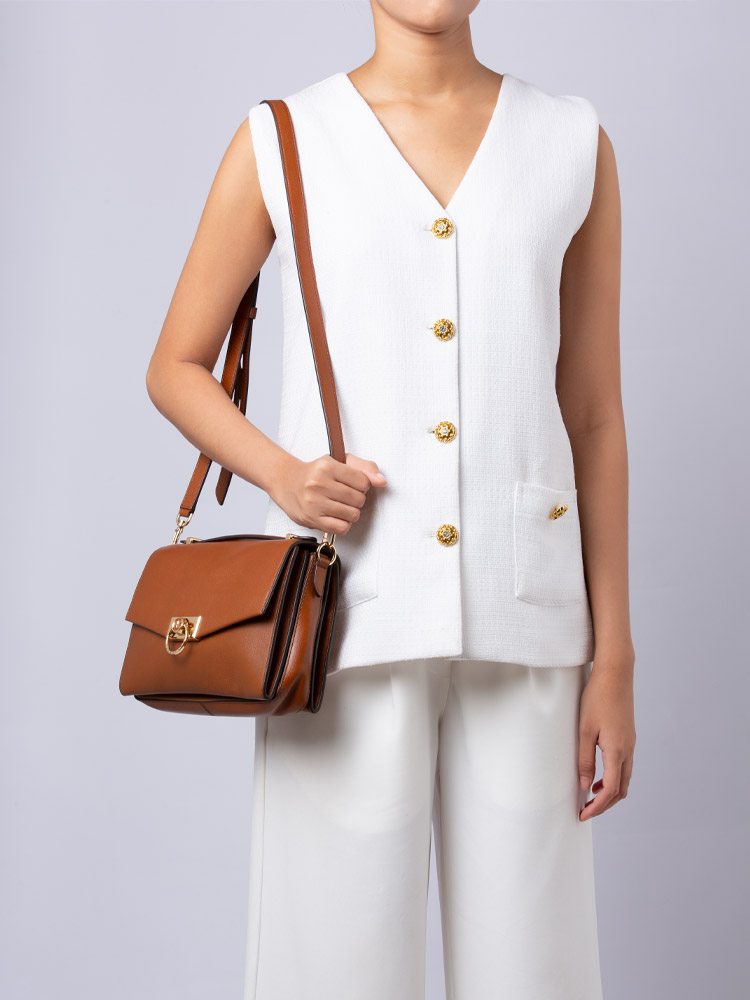 Hendrix Leather Medium Top Handle Bag Luggage
