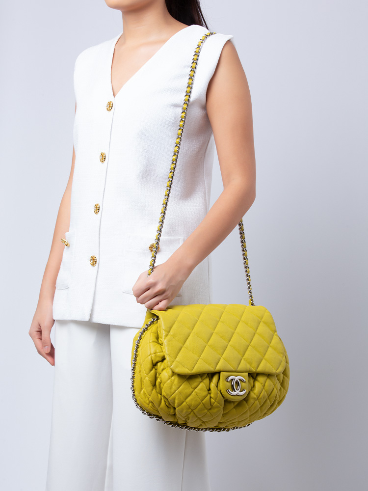 Washed Lambskin Large Chain Around Messenger Yellow