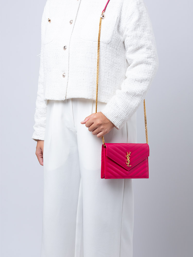 Grain De Poudre Matelasse Monogram 19cm Chain Wallet Bubblegum