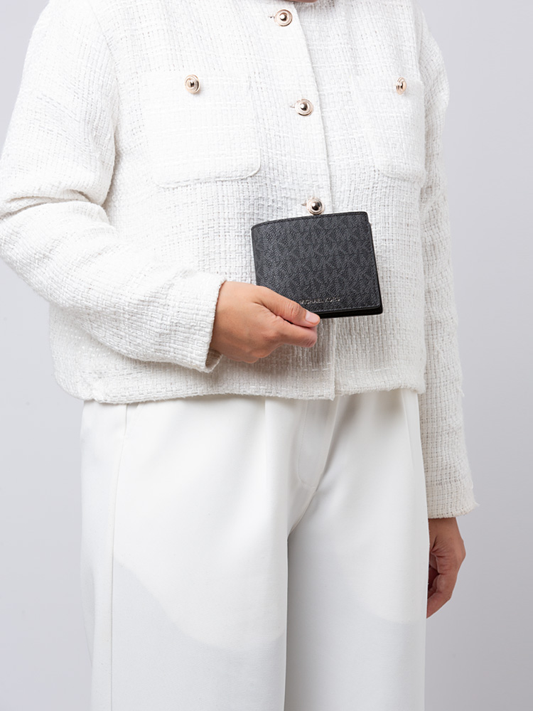 Men Signature Cooper Billfold Passcase Wallet Black Multi